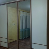 Шкаф купе с дверями AGT и зеркалами