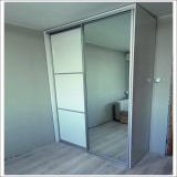 Шкаф купе с ЛДСП  и зеркало