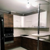 Кухонный гарнитур с барной стойкой